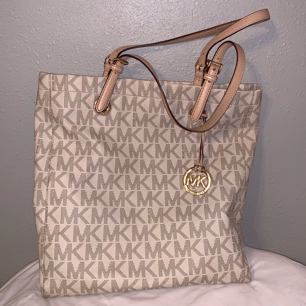 Michael Kors Authentic Purse